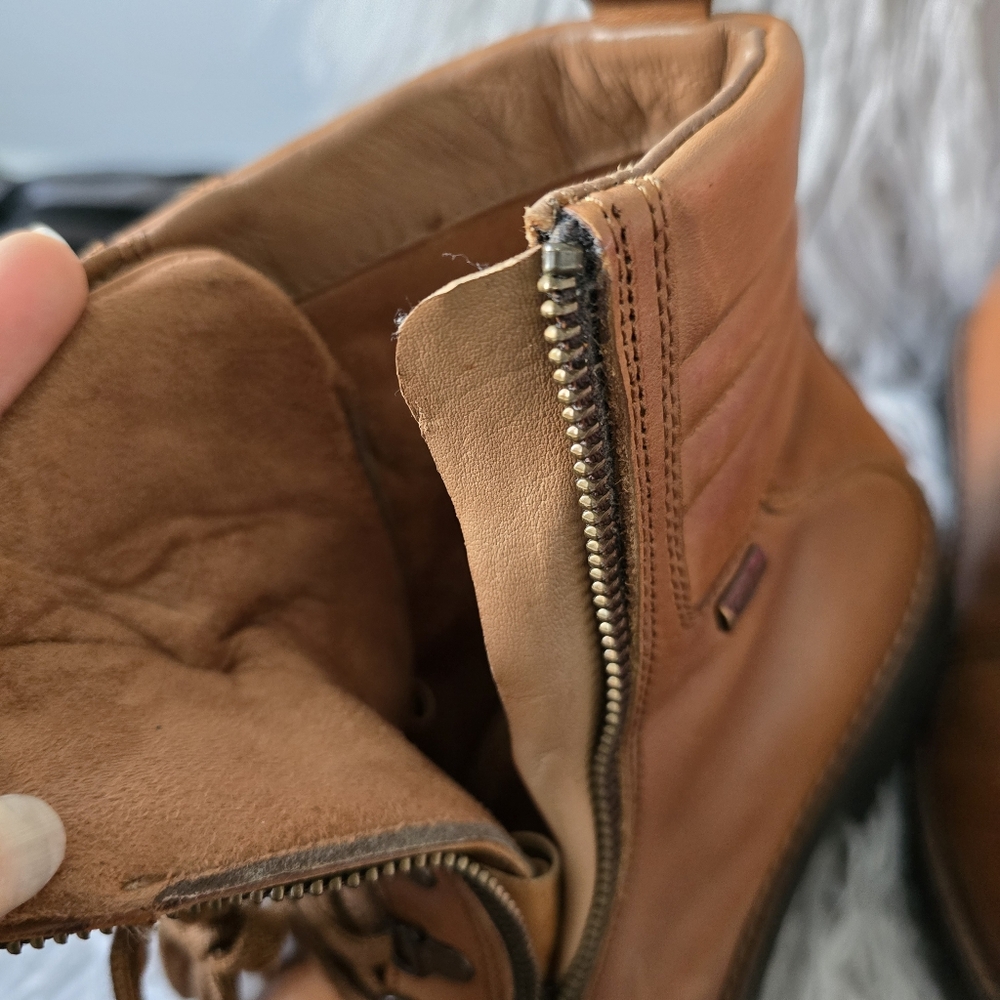 Softwalk Women's Brown Leather Boots - Picture 12 of 12